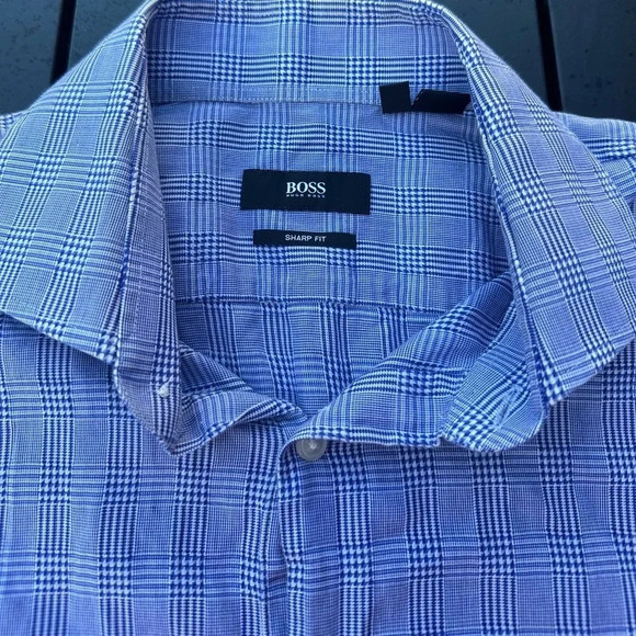 Boss Sharp Fit Checkered Light Blue Collared Button Down Dress Shirt Size 15.5 - Picture 4 of 7